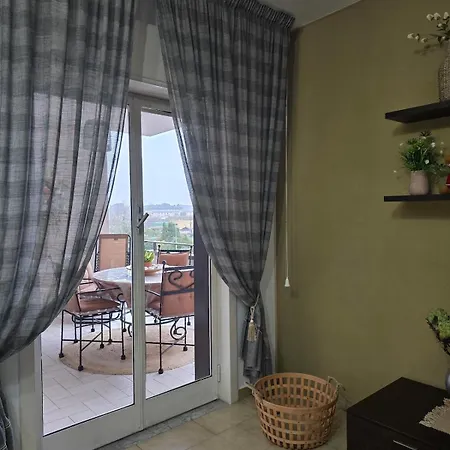 Finestra Sul Vesuvio *